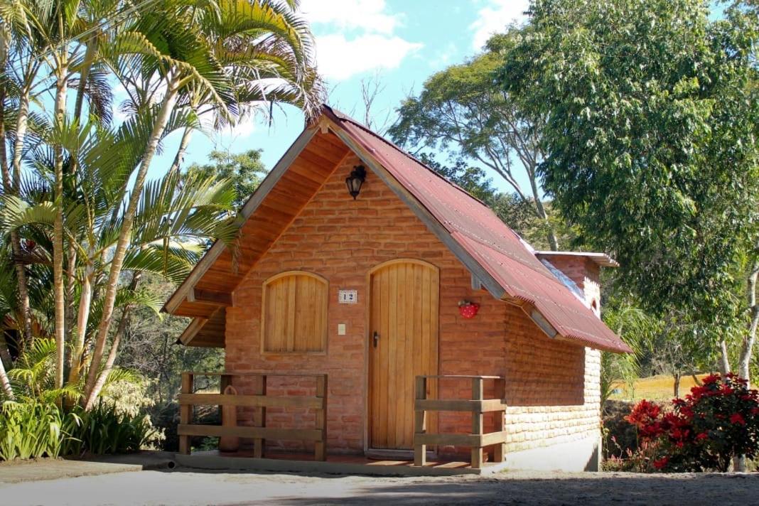 Pousada Lago Das Pedras Juiz de Fora Ngoại thất bức ảnh